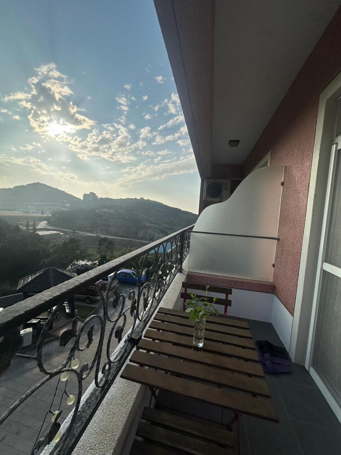 Bei Ao Bi Shan Jyu Dongyin Luaran gambar
